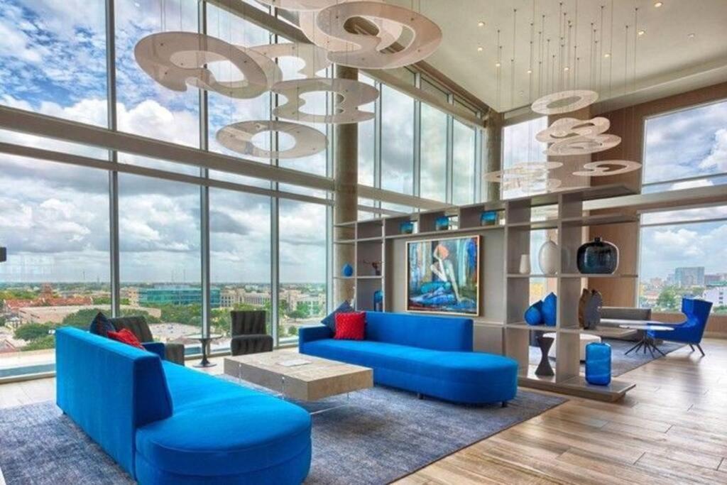 Apartmán Luxury Highrise In Midtown - Skyline Views And Chic Decor Houston Exteriér fotografie